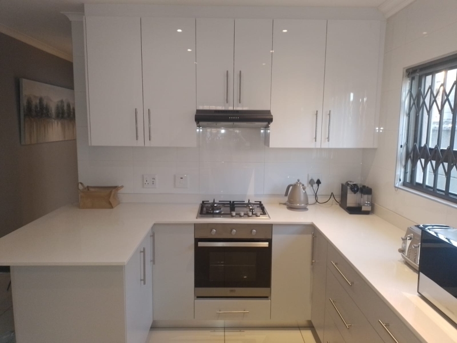 To Let 3 Bedroom Property for Rent in Soneike Western Cape